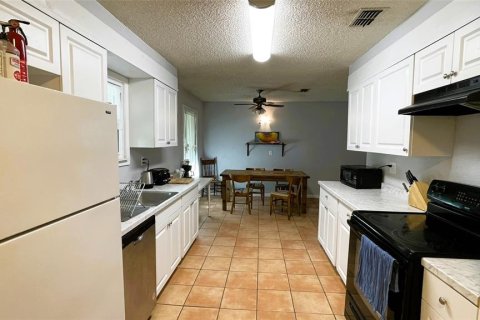 Villa ou maison à vendre à Hawthorne, Floride: 2 chambres, 121.24 m2 № 1387336 - photo 7