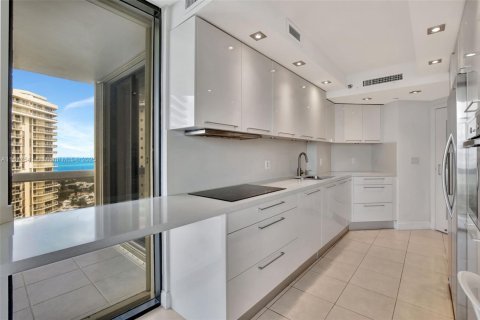 Condo in Aventura, Florida, 2 bedrooms in LANDMARK  № 1713217 - photo 9