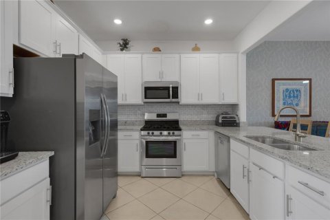 Townhouse in Bradenton, Florida 3 bedrooms, 178.84 sq.m. № 2230627 - photo 5