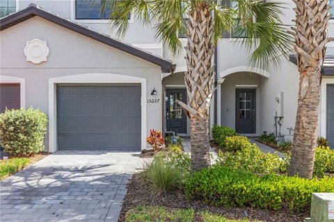 Townhouse in Bradenton, Florida 3 bedrooms, 178.84 sq.m. № 2230627 - photo 2