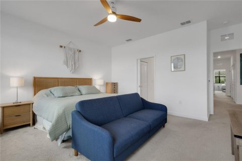 Townhouse in Bradenton, Florida 3 bedrooms, 178.84 sq.m. № 2230627 - photo 24