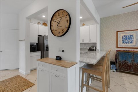 Townhouse in Bradenton, Florida 3 bedrooms, 178.84 sq.m. № 2230627 - photo 11