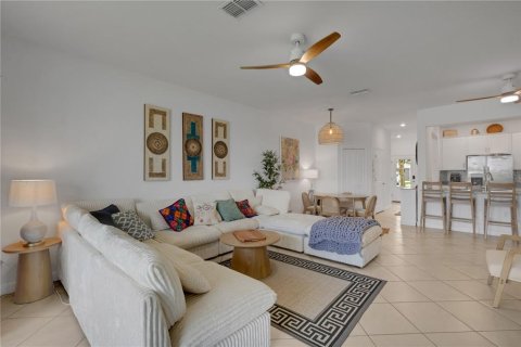 Townhouse in Bradenton, Florida 3 bedrooms, 178.84 sq.m. № 2230627 - photo 20