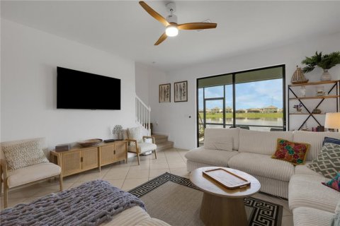 Townhouse in Bradenton, Florida 3 bedrooms, 178.84 sq.m. № 2230627 - photo 19