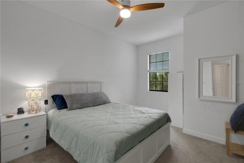 Townhouse in Bradenton, Florida 3 bedrooms, 178.84 sq.m. № 2230627 - photo 30