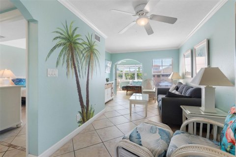 Copropriété à vendre à Indian Shores, Floride: 1 chambre, 68.28 m2 № 2416630 - photo 16