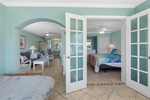 Copropriété à vendre à Indian Shores, Floride: 1 chambre, 68.28 m2 № 2416630 - photo 8