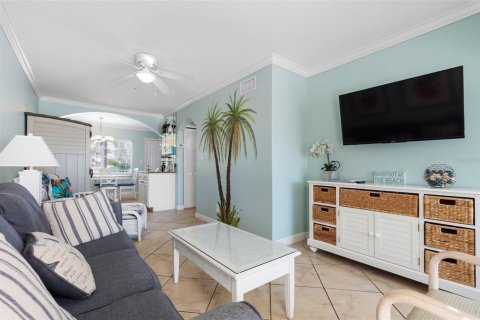 Copropriété à vendre à Indian Shores, Floride: 1 chambre, 68.28 m2 № 2416630 - photo 13