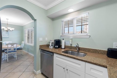 Copropriété à vendre à Indian Shores, Floride: 1 chambre, 68.28 m2 № 2416630 - photo 21