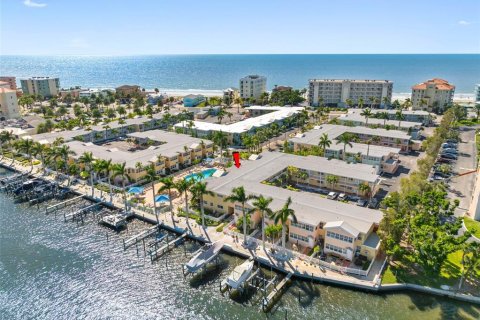 Condo à Indian Shores, Floride, 1 chambre  № 2416630
