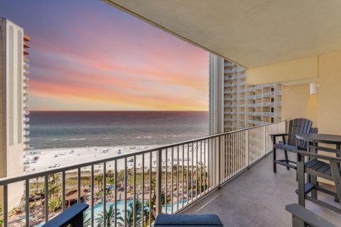 Condo in Panama City Beach, Florida, 2 bedrooms  № 561162 - photo 1