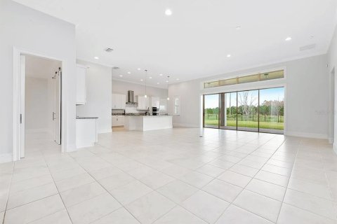 Casa en alquiler en Orlando, Florida, 4 dormitorios, 331.75 m2 № 1901624 - foto 9