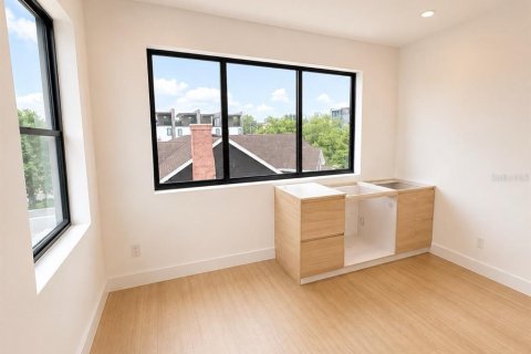 Adosado en venta en Tampa, Florida, 4 dormitorios, 272.02 m2 № 2330267 - foto 15