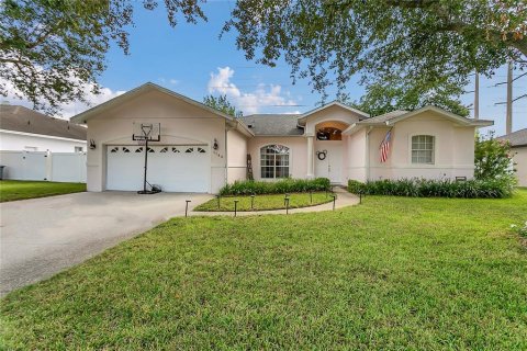 Casa en venta en Oviedo, Florida, 3 dormitorios, 187.2 m2 № 1874104 - foto 1