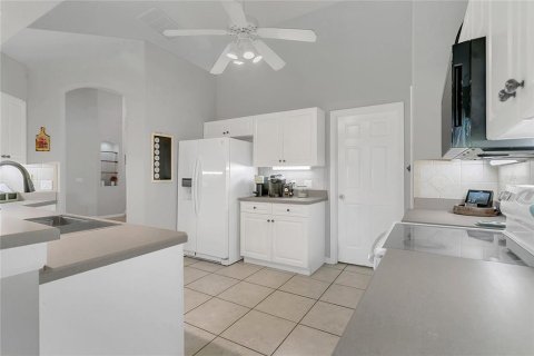 Casa en venta en Oviedo, Florida, 3 dormitorios, 187.2 m2 № 1874104 - foto 10