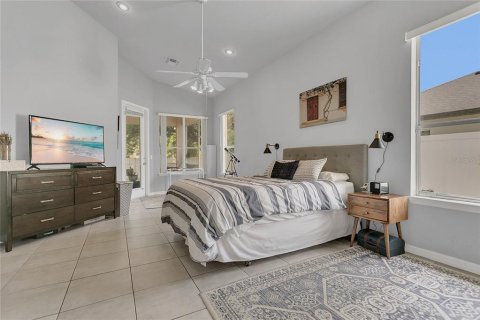 Casa en venta en Oviedo, Florida, 3 dormitorios, 187.2 m2 № 1874104 - foto 13