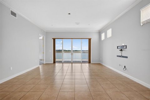 Condominio en venta en Orlando, Florida, 3 dormitorios, 236.81 m2 № 2151166 - foto 19