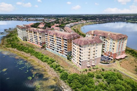 Condominio en venta en Orlando, Florida, 3 dormitorios, 236.81 m2 № 2151166 - foto 3