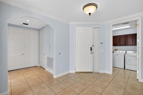 Condominio en venta en Orlando, Florida, 3 dormitorios, 236.81 m2 № 2151166 - foto 4