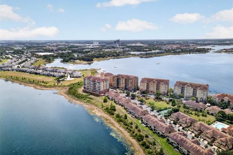 Condominio en Orlando, Florida, 3 dormitorios № 2151166