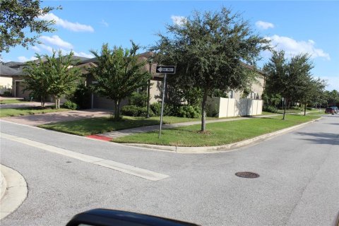 House in Wesley Chapel, Florida 4 bedrooms, 230.58 sq.m. № 1914571 - photo 4