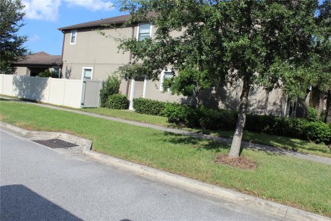 House in Wesley Chapel, Florida 4 bedrooms, 230.58 sq.m. № 1914571 - photo 3