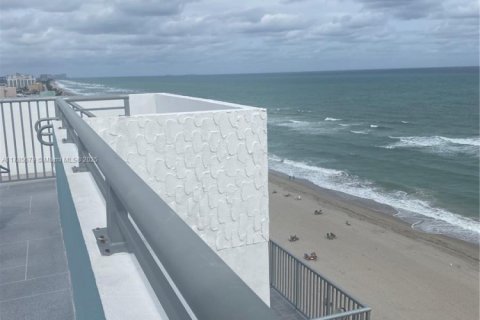 Condominio en venta en Hollywood, Florida, 1 dormitorio, 76.18 m2 № 1862809 - foto 22