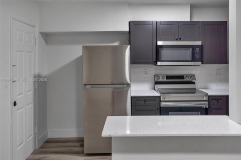 Appartement à louer à South Miami, Floride: 1 chambre, 51.1 m2 № 2041400 - photo 5