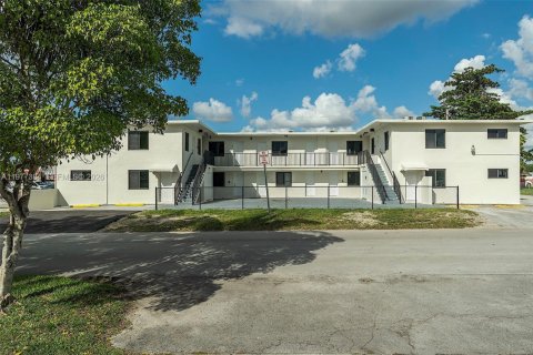 Appartement à louer à South Miami, Floride: 1 chambre, 51.1 m2 № 2041400 - photo 14