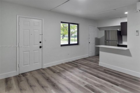 Appartement à louer à South Miami, Floride: 1 chambre, 51.1 m2 № 2041400 - photo 4
