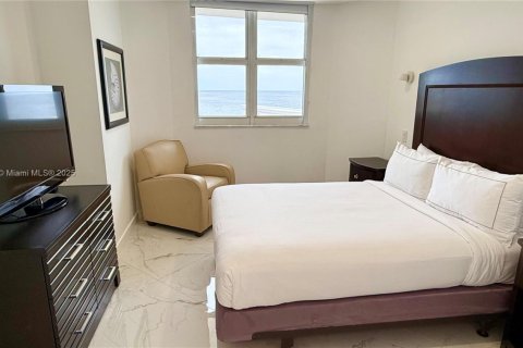 Condo in Sunny Isles Beach, Florida, 3 bedrooms  № 1655396 - photo 23