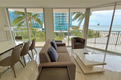 Condo in Sunny Isles Beach, Florida, 3 bedrooms  № 1655396 - photo 11