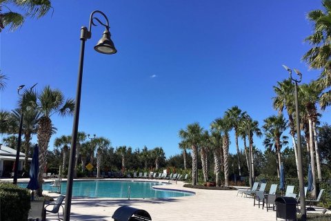 House in Winter Garden, Florida 4 bedrooms, 181.72 sq.m. № 2395606 - photo 22