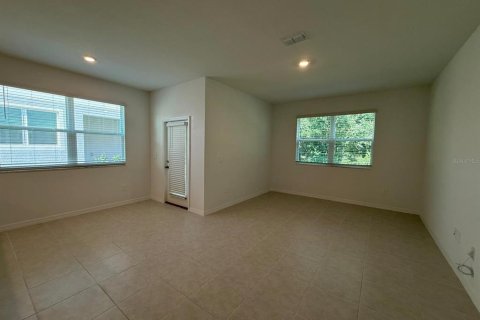 Townhouse in San Antonio, Florida 3 bedrooms, 166.02 sq.m. № 1909400 - photo 16