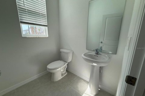 Townhouse in San Antonio, Florida 3 bedrooms, 166.02 sq.m. № 1909400 - photo 11