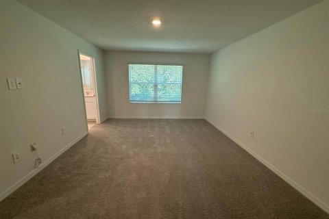 Townhouse in San Antonio, Florida 3 bedrooms, 166.02 sq.m. № 1909400 - photo 23