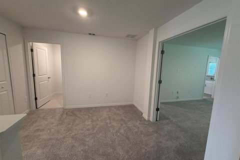 Townhouse in San Antonio, Florida 3 bedrooms, 166.02 sq.m. № 1909400 - photo 30