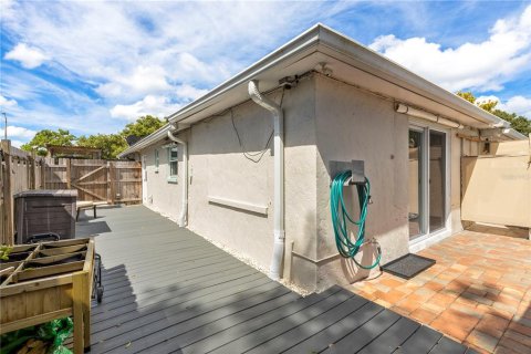 Casa en venta en New Port Richey, Florida, 3 dormitorios, 121.7 m2 № 1901898 - foto 28