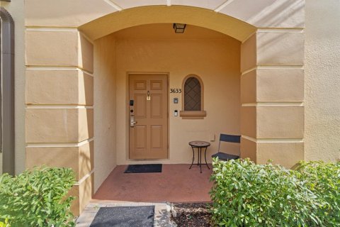 Touwnhouse à Davenport, Floride 3 chambres, 138.42 m2 № 2364573
