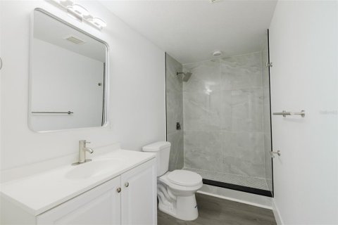 House in Tampa, Florida 4 bedrooms, 138.61 sq.m. № 1797940 - photo 20