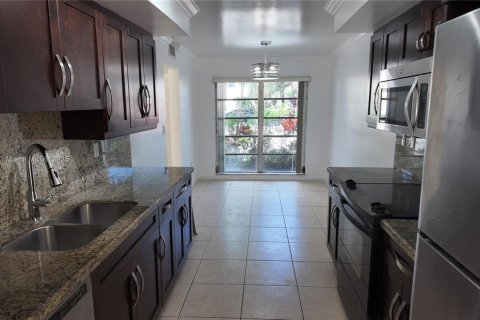 Adosado en alquiler en Hollywood, Florida, 4 dormitorios, 175.49 m2 № 1955806 - foto 19