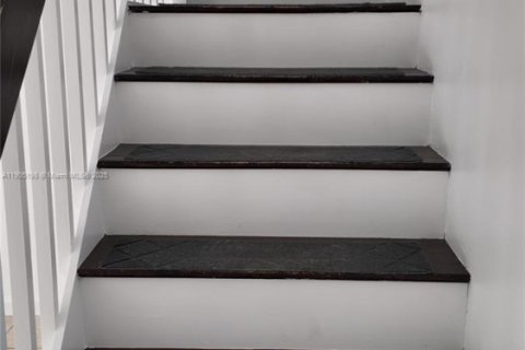 Adosado en alquiler en Hollywood, Florida, 4 dormitorios, 175.49 m2 № 1955806 - foto 21