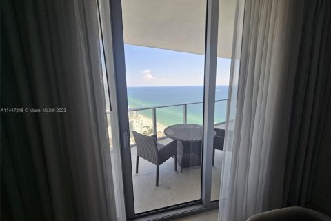 Condominio en venta en Hollywood, Florida, 2 dormitorios, 109.53 m2 № 1957544 - foto 10