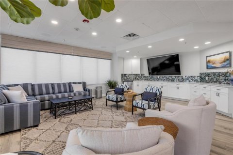 Купить кондоминиум в Дейтона - Бич-Шорс, Флорида 6 комнат, 128.58м2, № 1540160 - фото 6