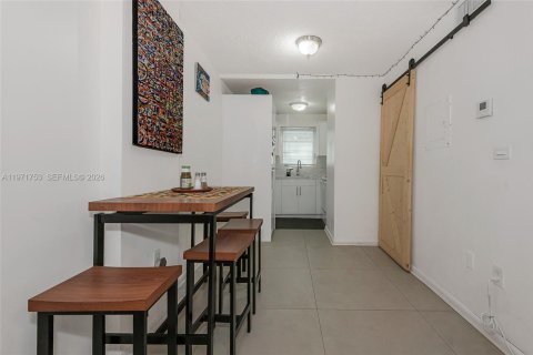 Condominio en venta en Miami Beach, Florida, 47.01 m2 № 2033148 - foto 5