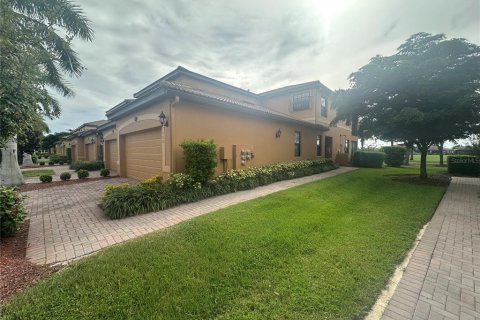 Condominio en alquiler en Bradenton, Florida, 3 dormitorios, 165.92 m2 № 1902895 - foto 2