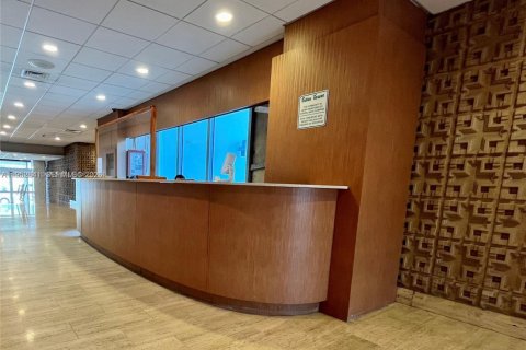 Снять в аренду кондоминиум в Майами-Бич, Флорида 51.47м2, № 2007954 - фото 28