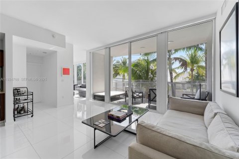 Купить кондоминиум в Майами-Бич, Флорида 3 спальни, № 1983070 - фото 3