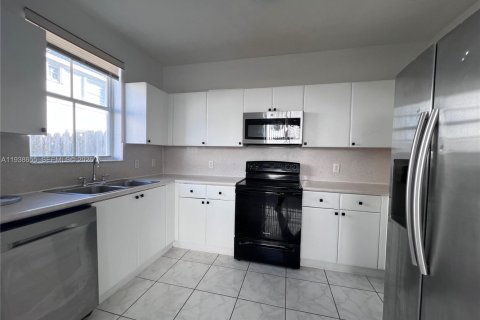 Condo in Miramar, Florida, 4 bedrooms  № 1996332 - photo 7