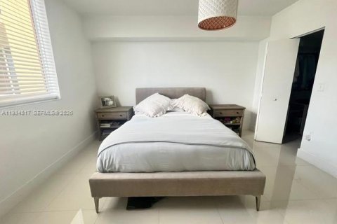 Copropriété à louer à Aventura, Floride: 1 chambre, 78.5 m2 № 2045641 - photo 11